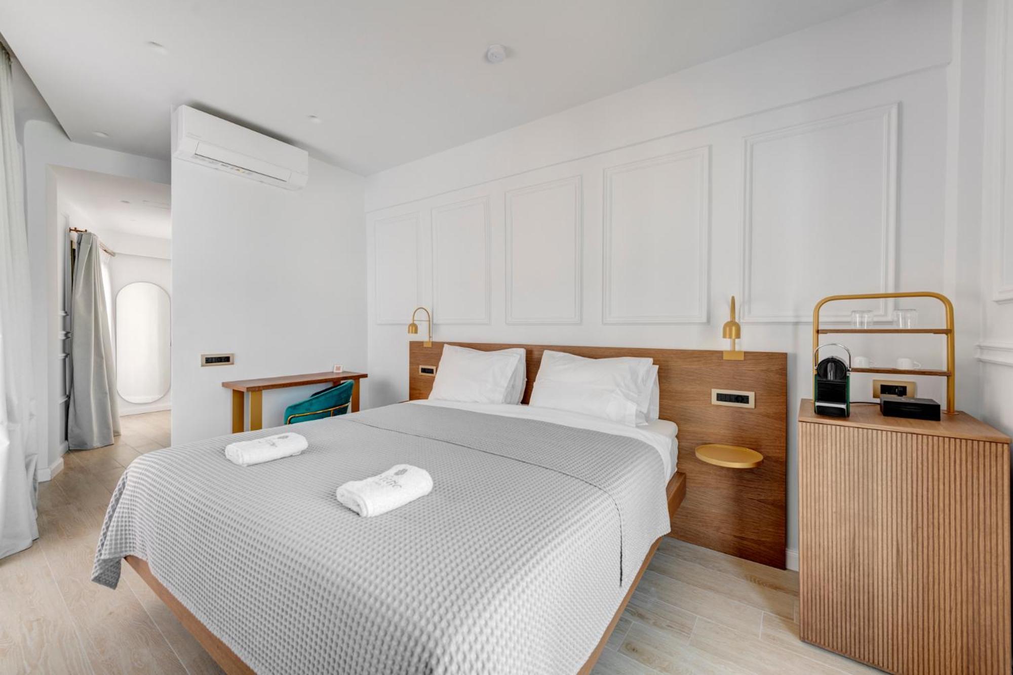 Eclectic Syros Bed & Breakfast Ermoúpoli Eksteriør bilde