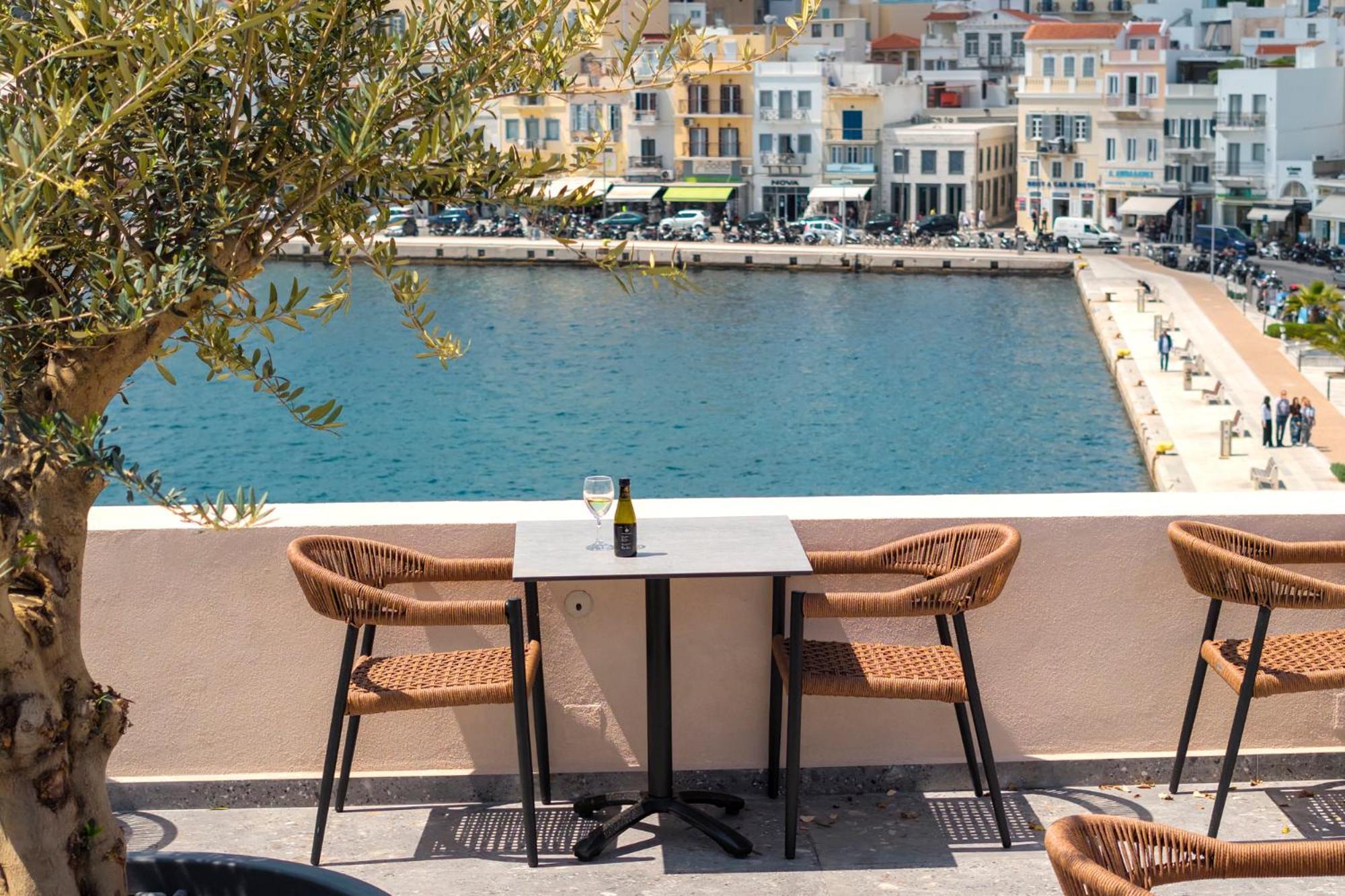 Eclectic Syros Bed & Breakfast Ermoúpoli Eksteriør bilde