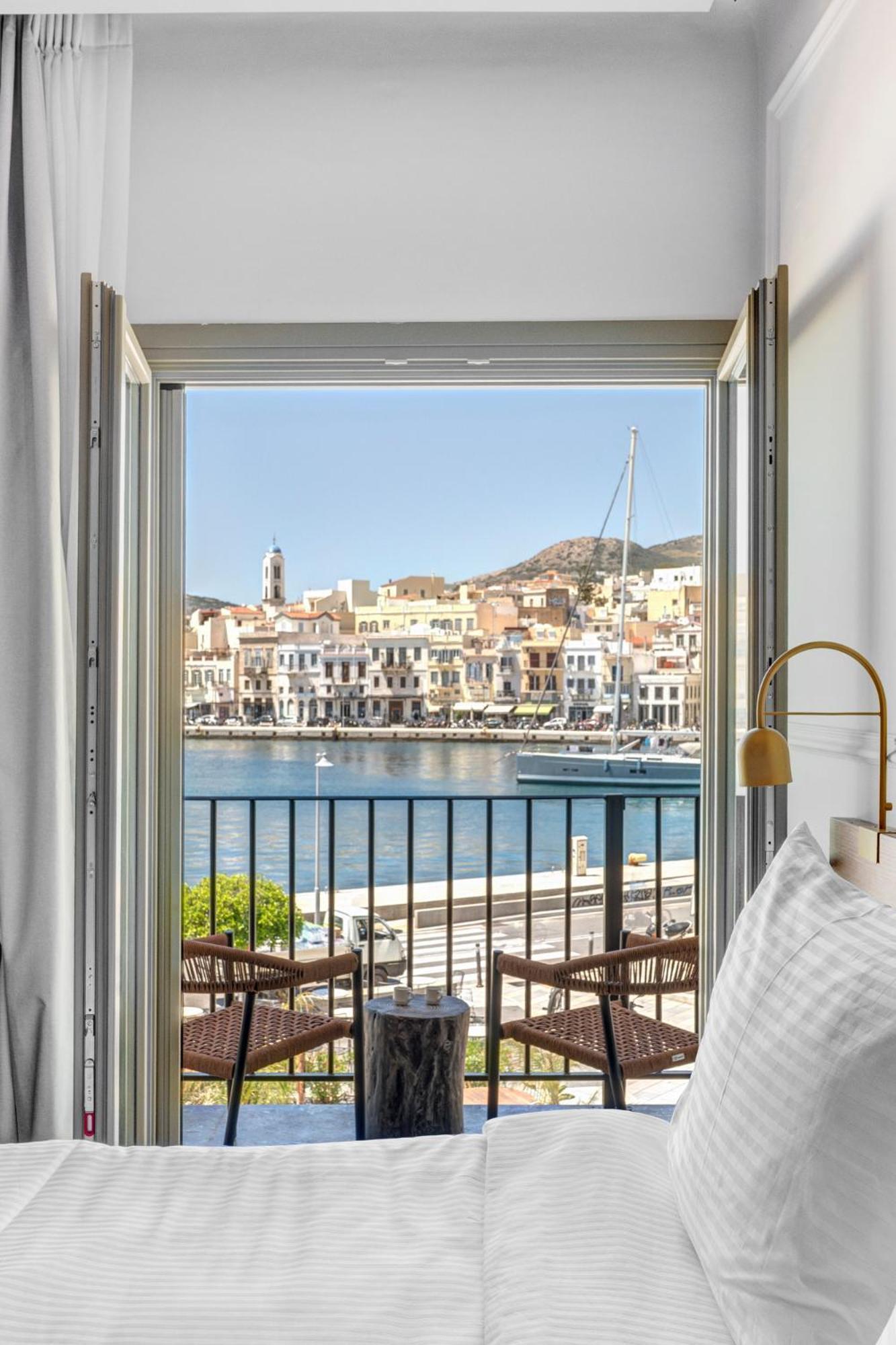 Eclectic Syros Bed & Breakfast Ermoúpoli Eksteriør bilde